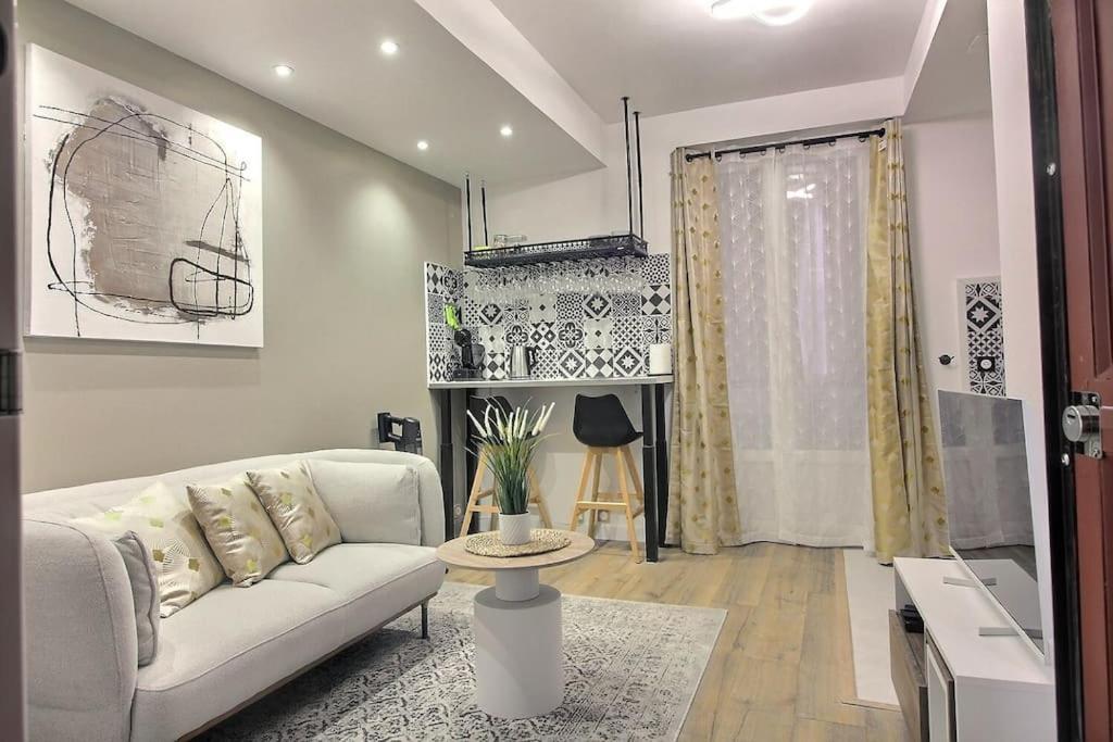 La Demeure Des 3 Colombes Apartman Bois-Colombes Kültér fotó