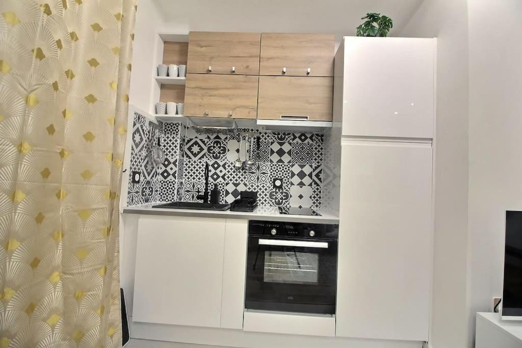 La Demeure Des 3 Colombes Apartman Bois-Colombes Kültér fotó