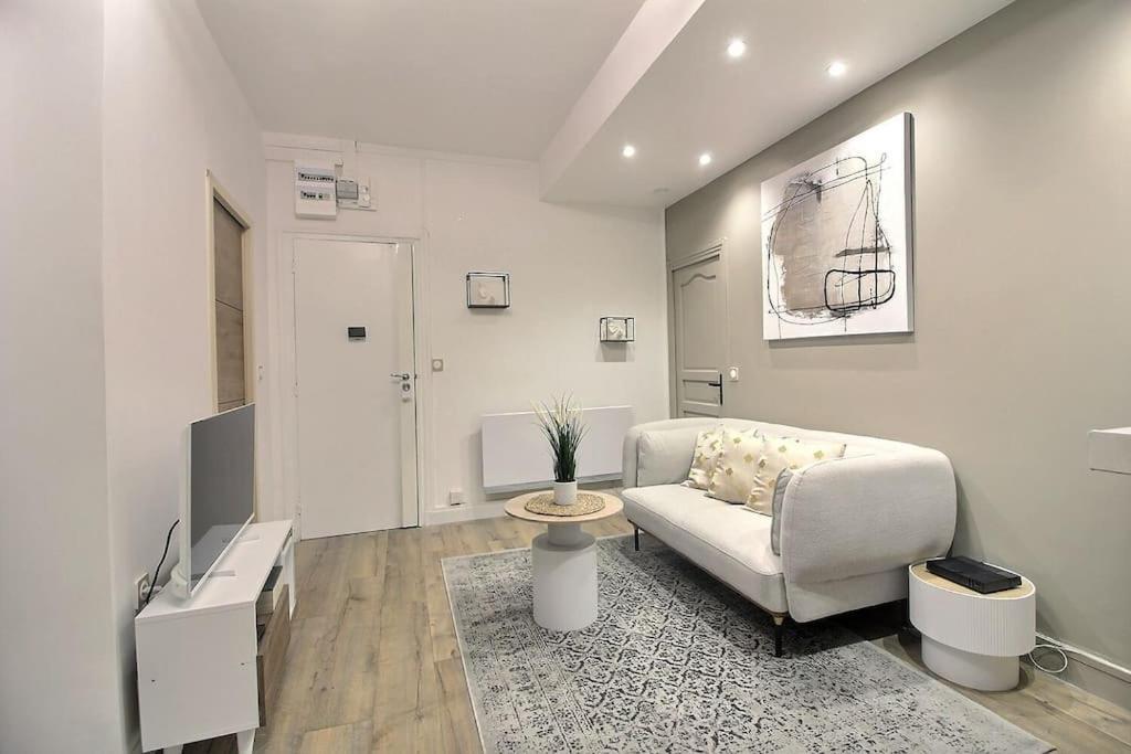 La Demeure Des 3 Colombes Apartman Bois-Colombes Kültér fotó