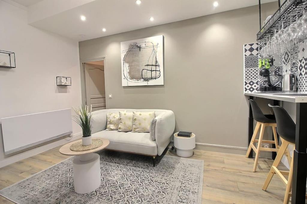 La Demeure Des 3 Colombes Apartman Bois-Colombes Kültér fotó