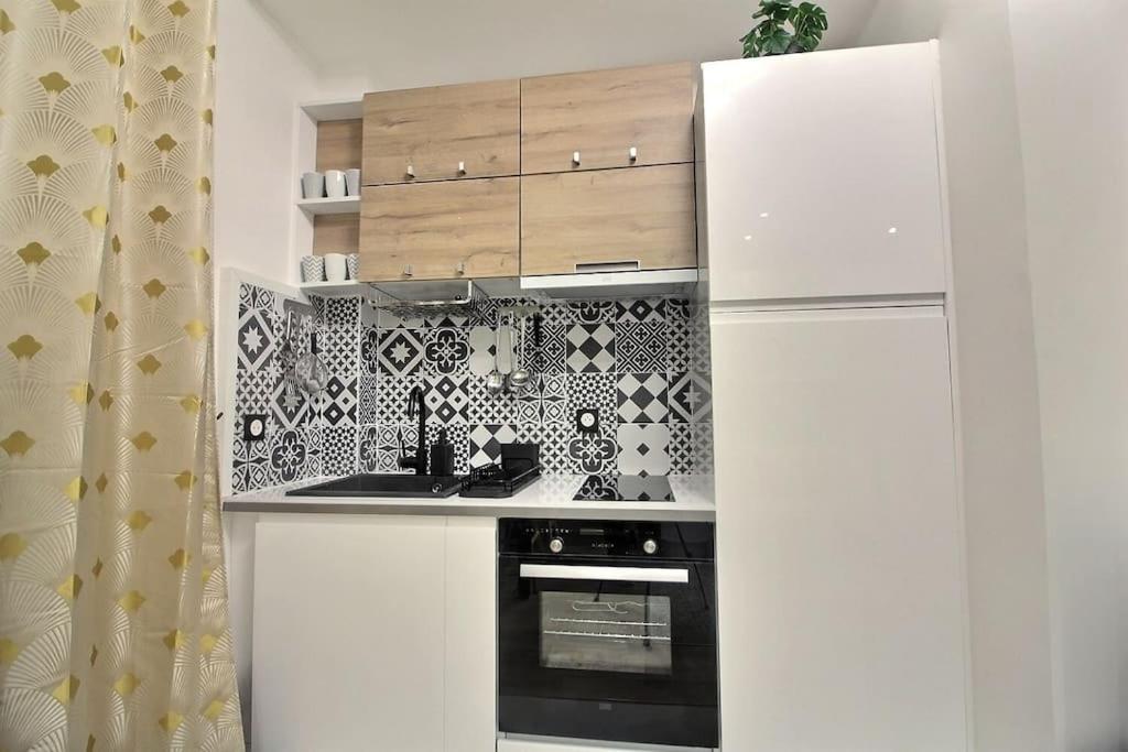 La Demeure Des 3 Colombes Apartman Bois-Colombes Kültér fotó
