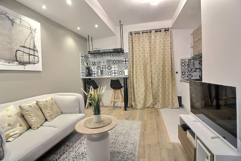 La Demeure Des 3 Colombes Apartman Bois-Colombes Kültér fotó
