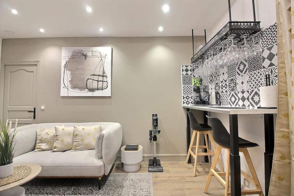 La Demeure Des 3 Colombes Apartman Bois-Colombes Kültér fotó